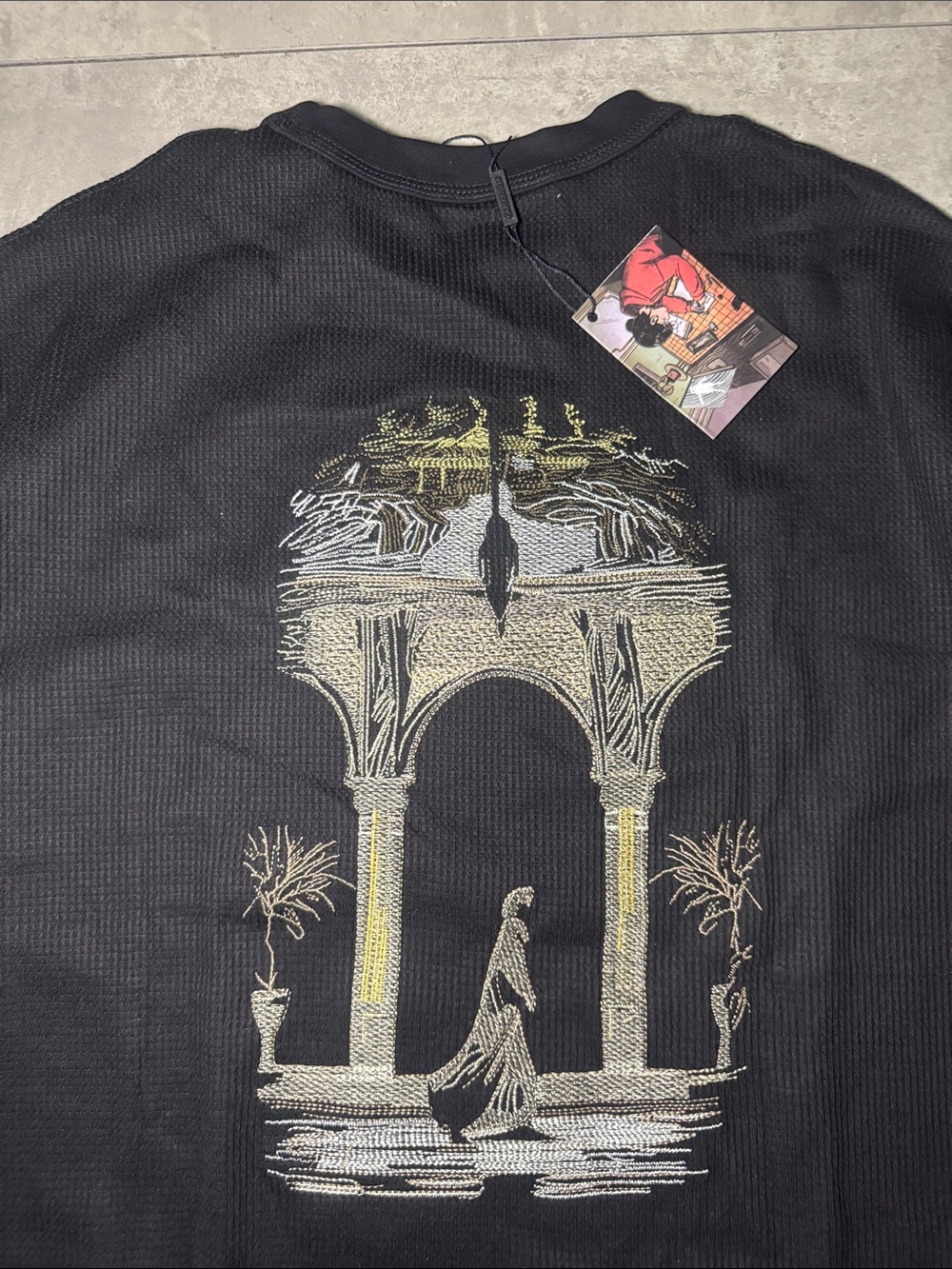 Embroidered Archway Graphic Short Sleeve Shirt Black View 3